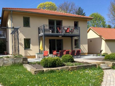 Ferienwohnung  „Am Hofjägerhaus“ mit Terrasse und Sitzgelegenheiten / Region Gotha und Gothaer Land