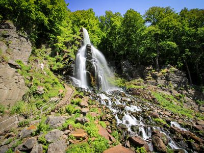 Der Trusetaler Wasserfall in der Inselsbergregion in Brotterode-Trusetal bei Bad Tabarz