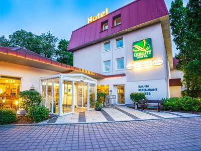 Quality Hotel am Tierpark in Gotha bei Nacht, in der Region Gotha & Gothaer Land