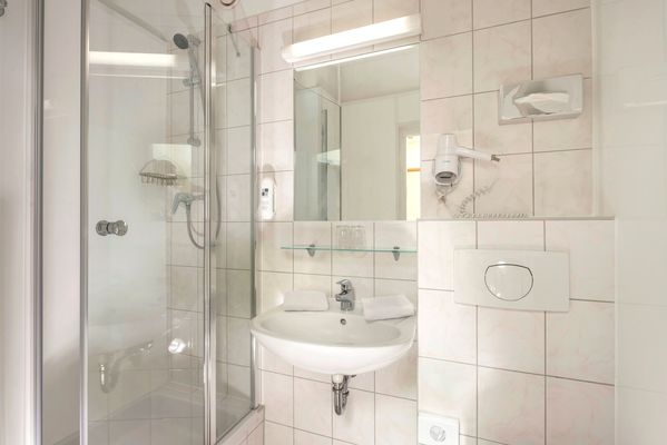 Badezimmer im Ahorn Berghotel Friedrichroda in der Inselsbergregion im Thüringer Wald