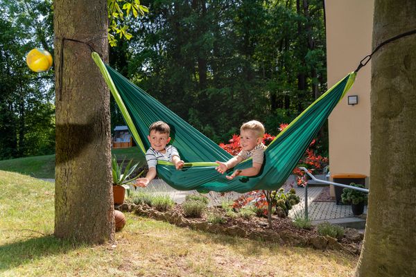 Traumferienwohnungen Georgenthal Garten 2