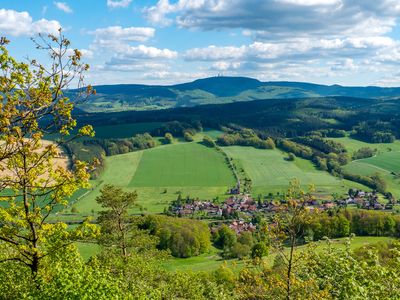 Der Blick vom Hörselberg zum Großen Inselsberg in Bad Tabarz / Inselsbergregion