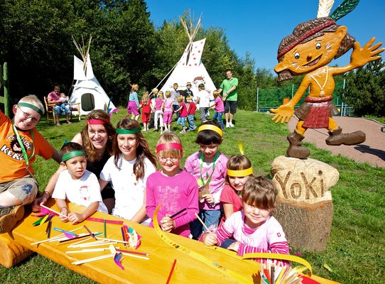 Spielplatz mit Yoki am Ahorn Berghotel Friedrichroda in der Inselsbergregion im Thüringer Wald