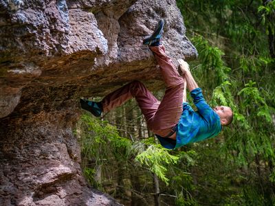 Bouldern an der Sonnenbank im Rodebachtal in Georgenthal (Talsperrenregion)